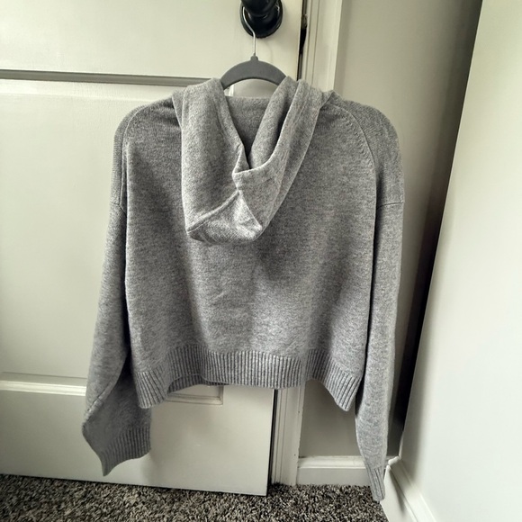Athleta wool Cashmere Blend Gray Hooded Sweater - Picture 2 of 3